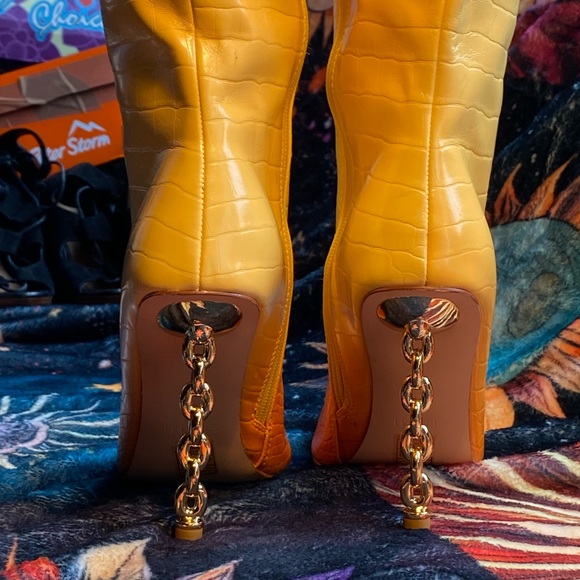 SIMMI London Sexy orange ombre snakeskin boots,gold chain link stiletto heel, 7 - Picture 7 of 16